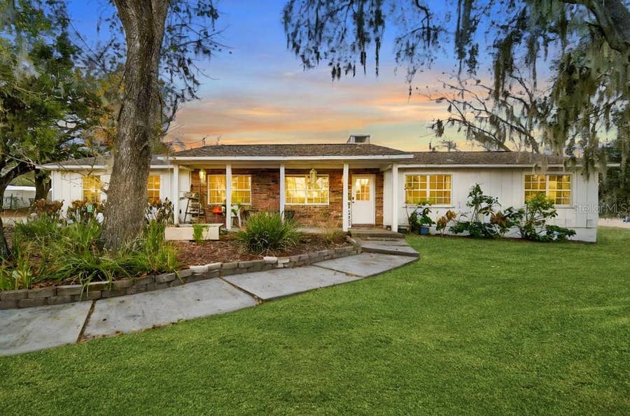 Property photo for 3009 JIM JOHNSON ROAD, Plant City, FL