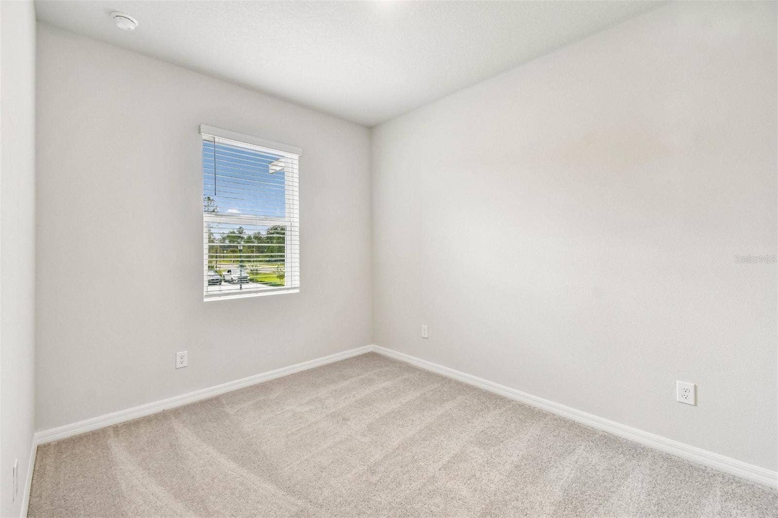 1121 WILD CREST LANE, Daytona Beach, FL 32117