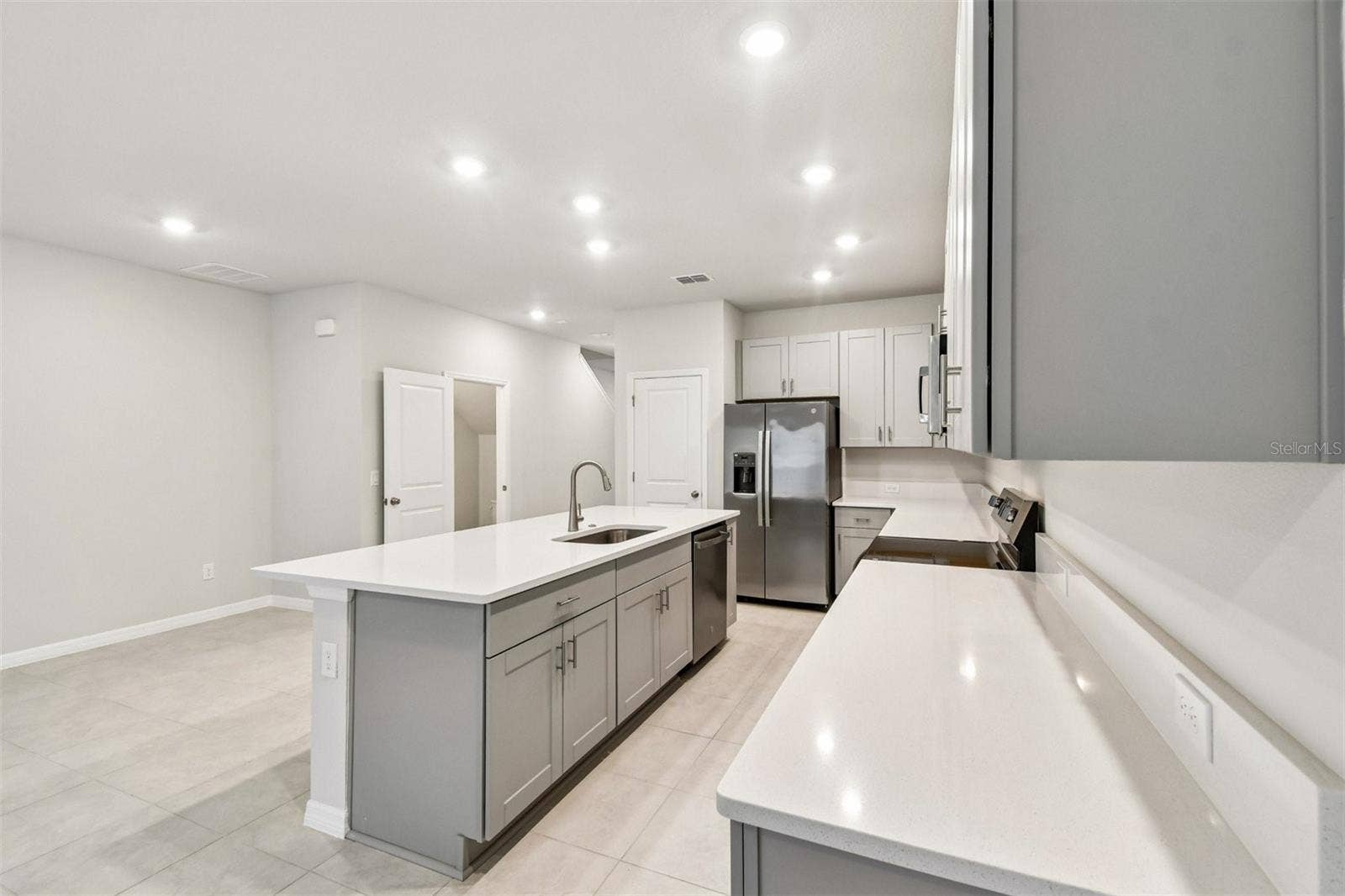 1121 WILD CREST LANE, Daytona Beach, FL 32117