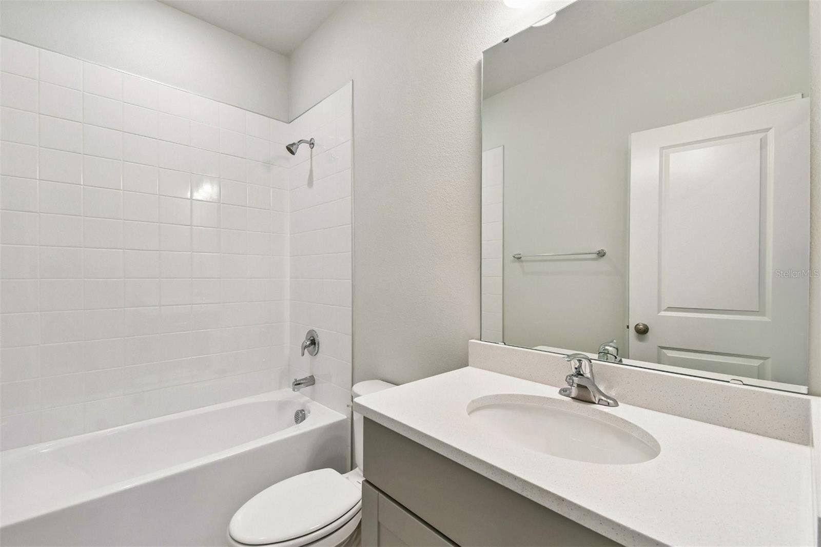 1121 WILD CREST LANE, Daytona Beach, FL 32117
