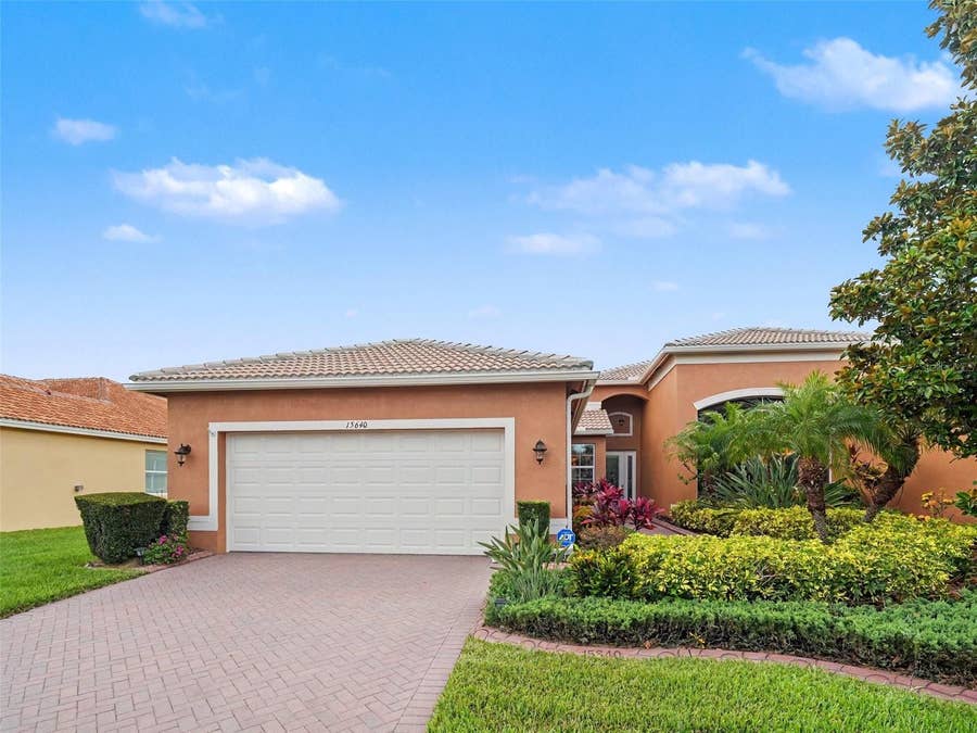 Property photo for 15640 AURORA LAKE CIRCLE, Wimauma, FL