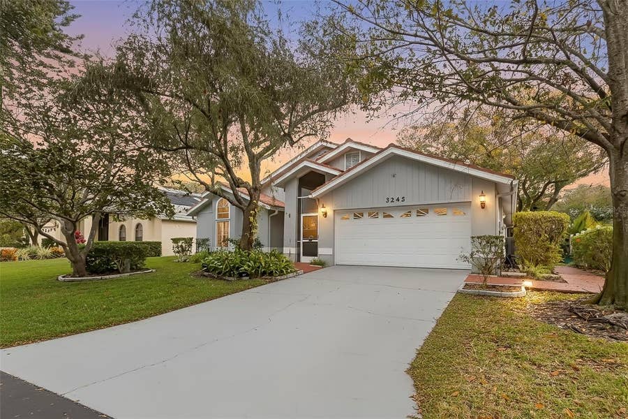 Property photo for 5245 VENICE WAY NE, St Petersburg, FL