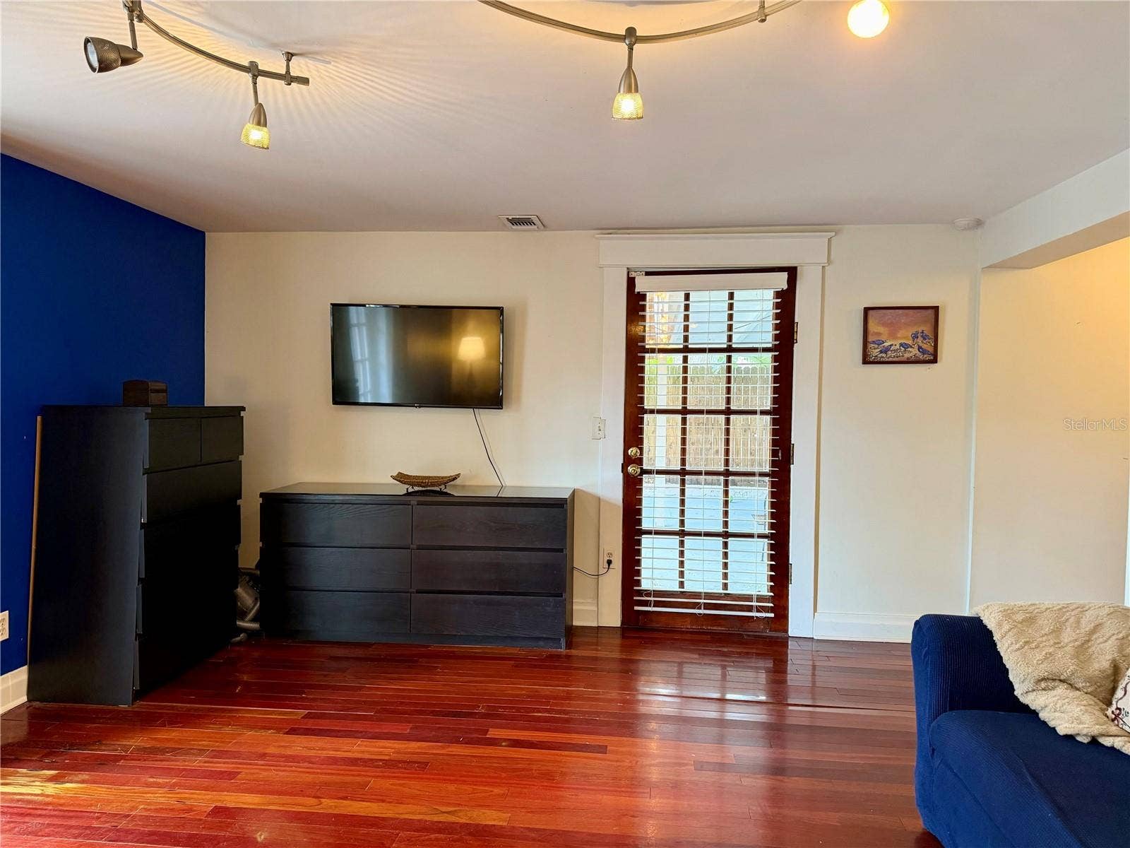 403 W CHELSEA STREET, Tampa, FL 33603 403 W CHELSEA STREET, Tampa, FL 33603