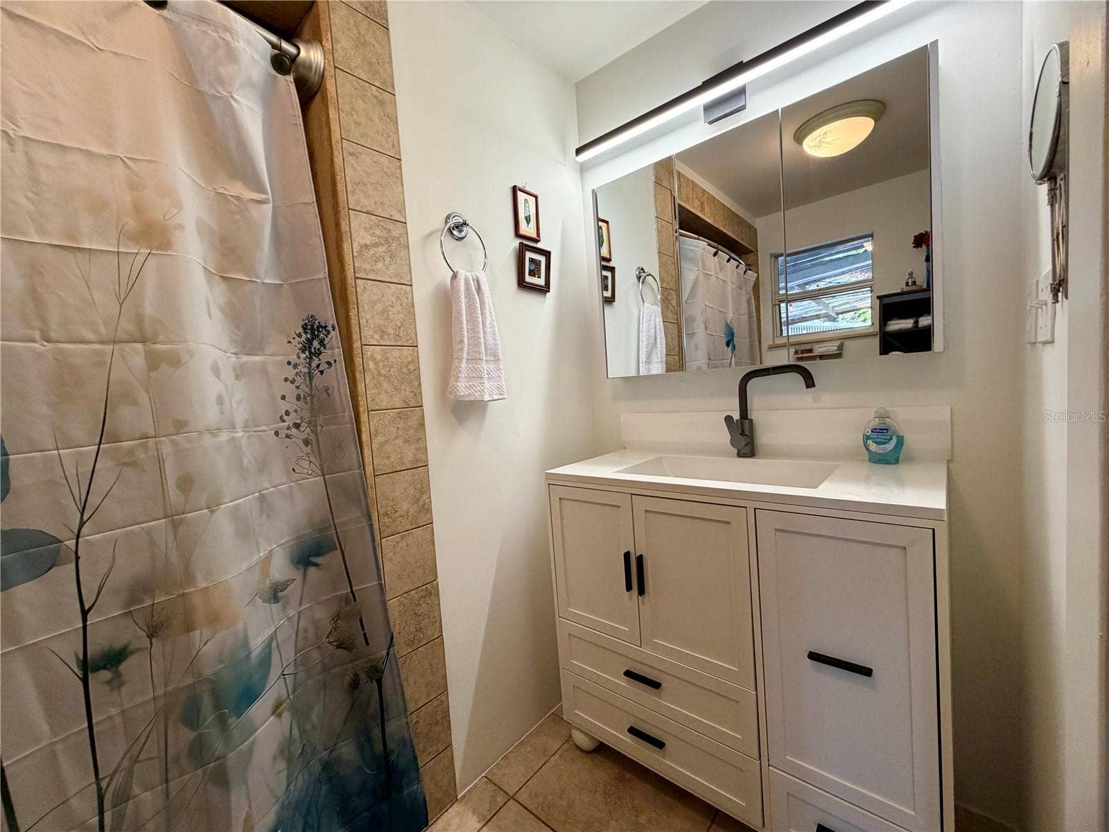 403 W CHELSEA STREET, Tampa, FL 33603 403 W CHELSEA STREET, Tampa, FL 33603