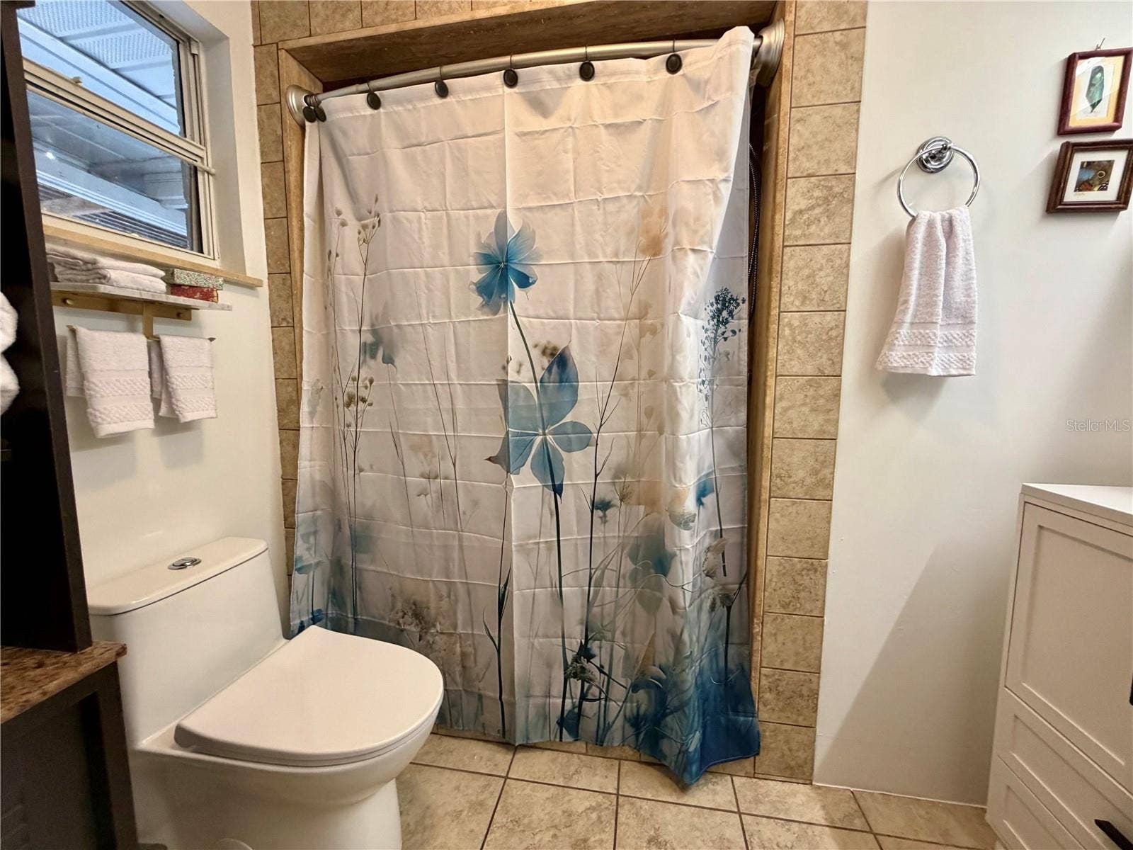 403 W CHELSEA STREET, Tampa, FL 33603 403 W CHELSEA STREET, Tampa, FL 33603