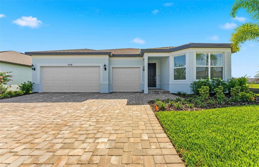 Property photo for 9738 AUTUMN RIDGE AVENUE, Riverview, FL