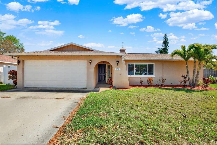 Property photo for 8781 LEONA STREET, Seminole, FL
