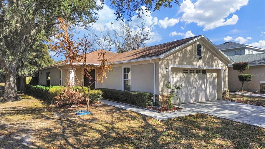 Property photo for 1606 MARSH WOOD DRIVE, Seffner, FL