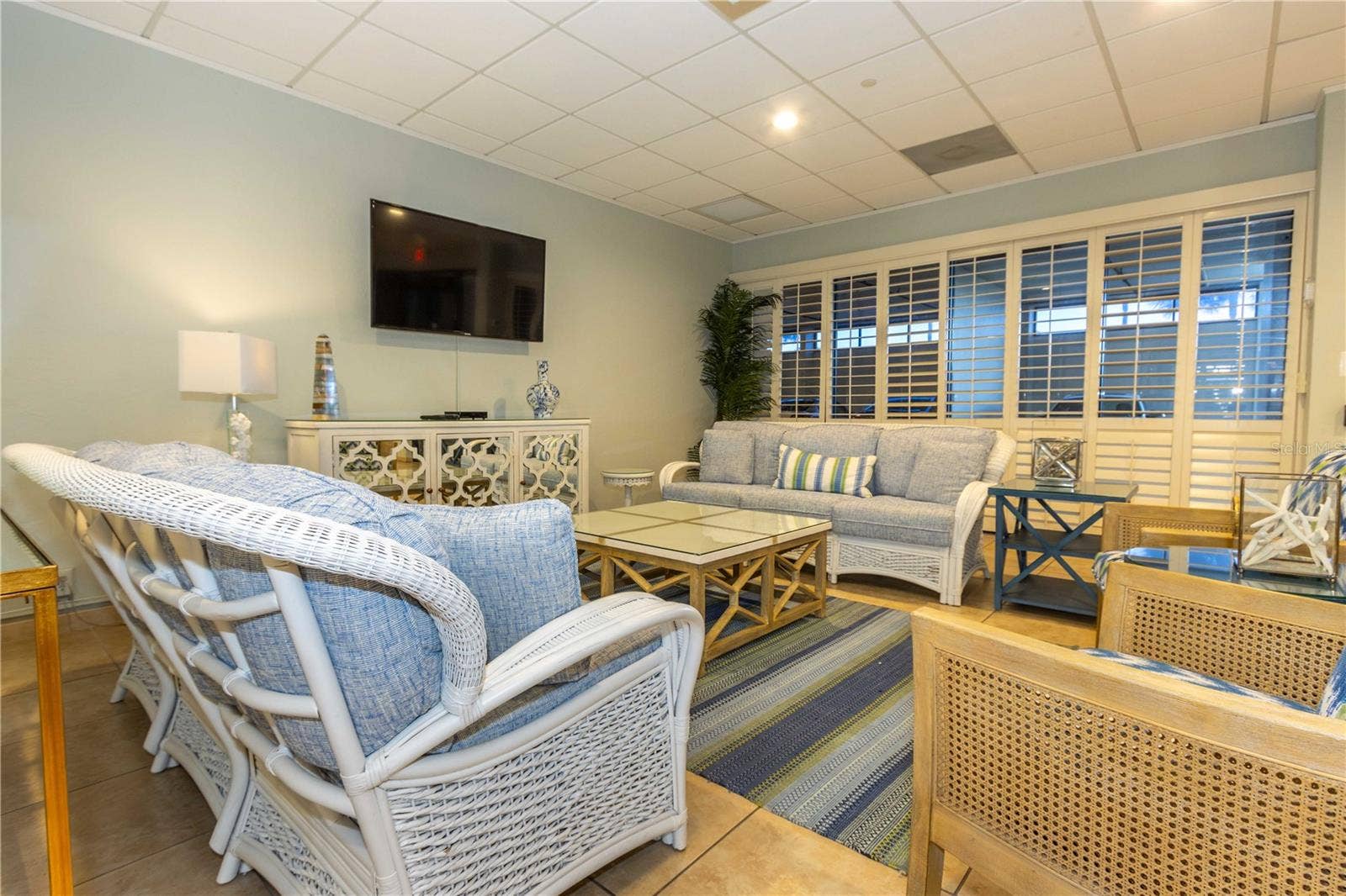 1250 GULF BOULEVARD, #703, Clearwater Beach, FL 33767 1250 GULF BOULEVARD, #703, Clearwater Beach, FL 33767