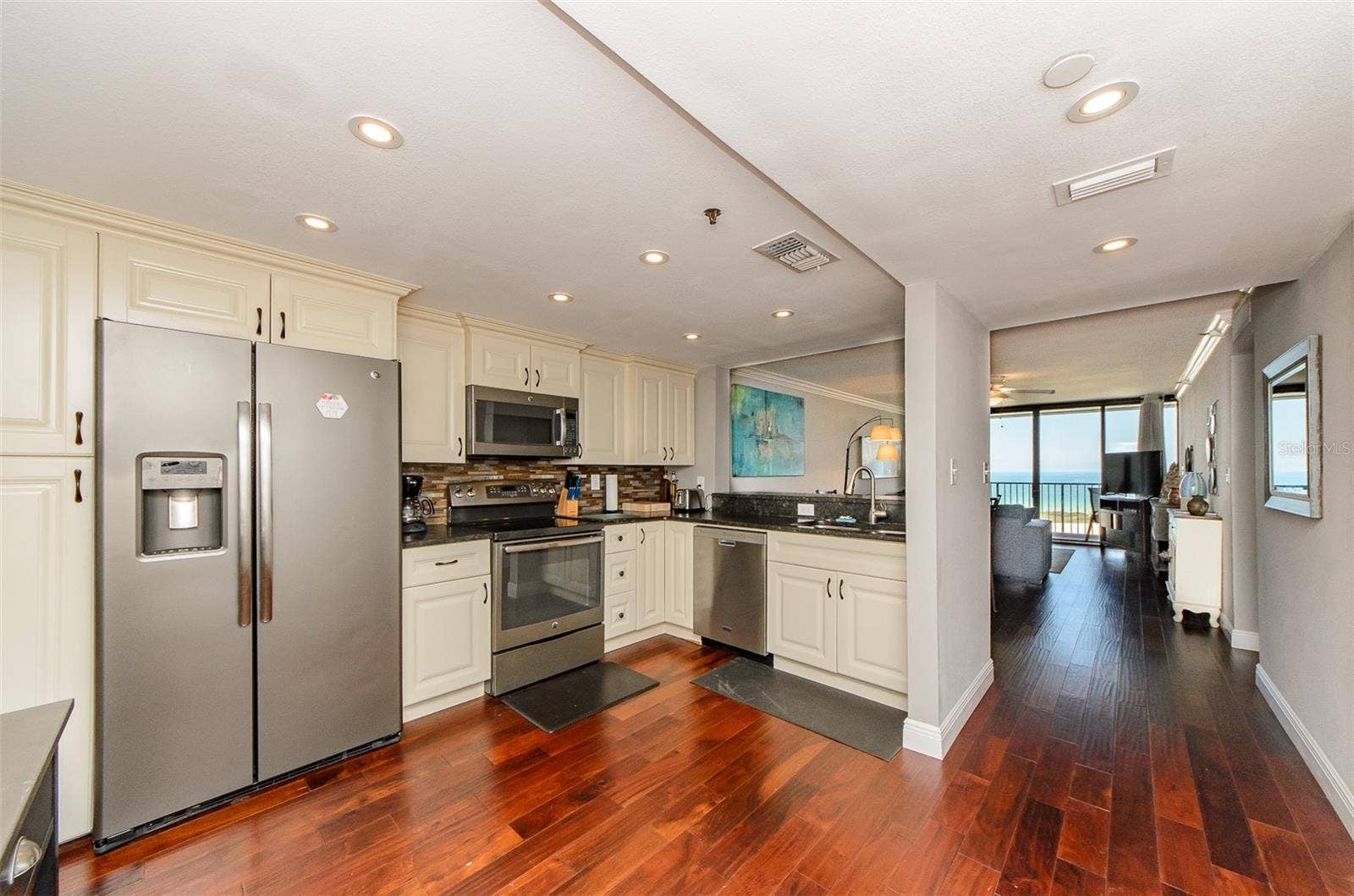 1250 GULF BOULEVARD, #703, Clearwater Beach, FL 33767 1250 GULF BOULEVARD, #703, Clearwater Beach, FL 33767