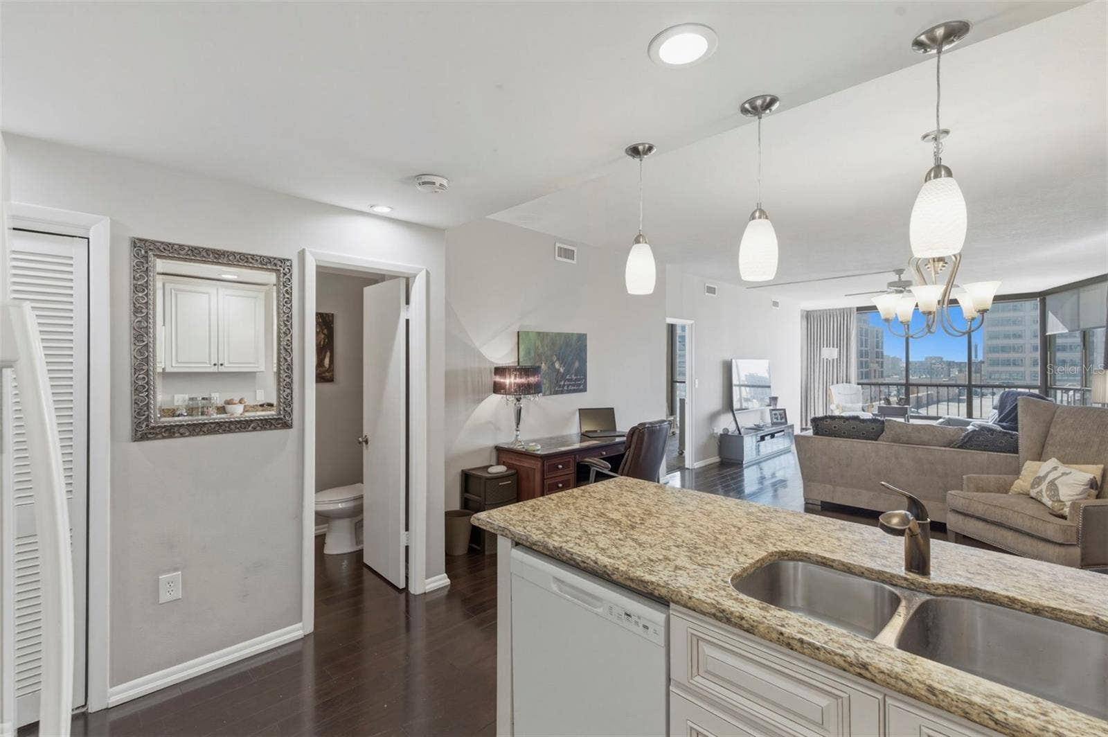 1 BEACH DRIVE SE, #1109, St Petersburg, FL 33701 1 BEACH DRIVE SE, #1109, St Petersburg, FL 33701