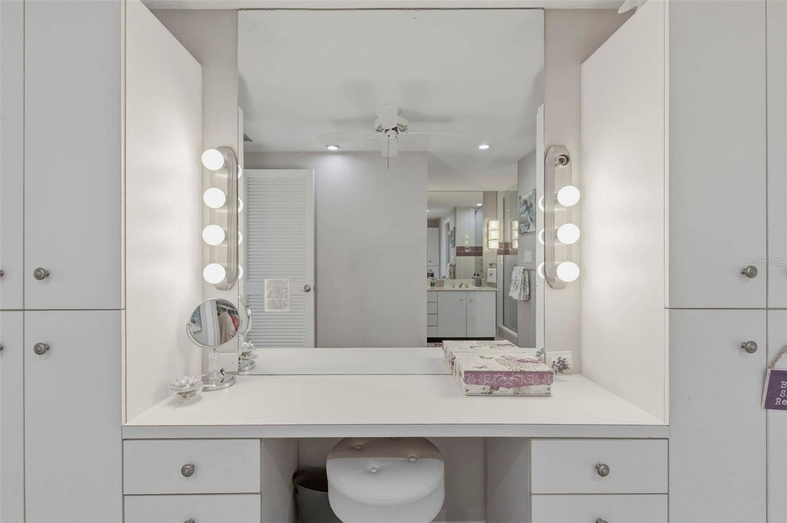 1 BEACH DRIVE SE, #1109, St Petersburg, FL 33701 1 BEACH DRIVE SE, #1109, St Petersburg, FL 33701
