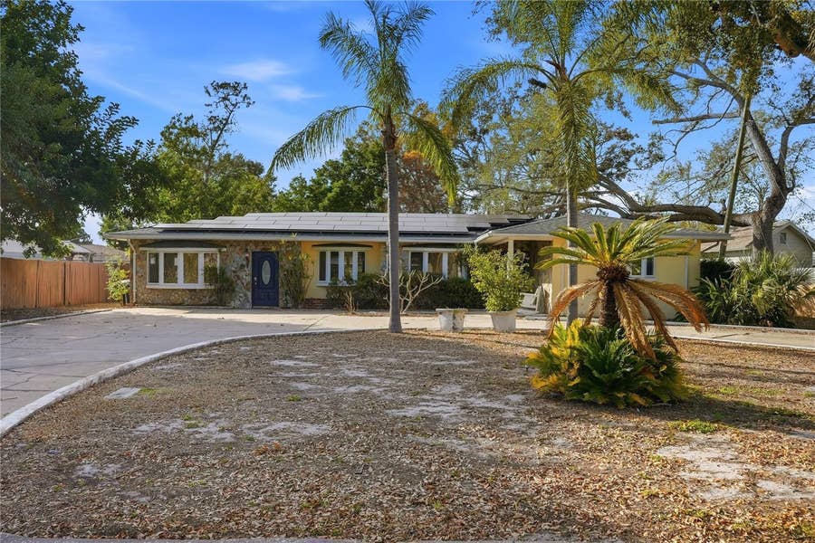 Property photo for 3515 COUNTRY CLUB WAY S, St Petersburg, FL