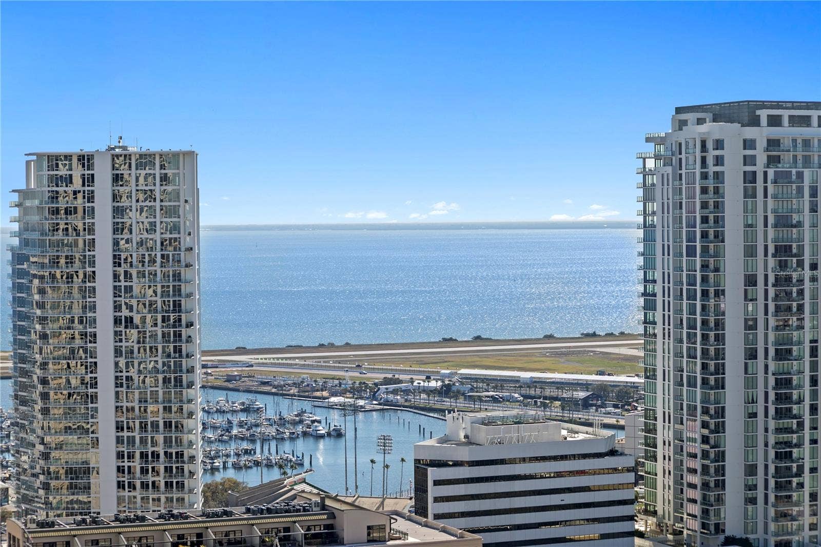 400 CENTRAL AVENUE, #2806, St Petersburg, FL 33701 400 CENTRAL AVENUE, #2806, St Petersburg, FL 33701