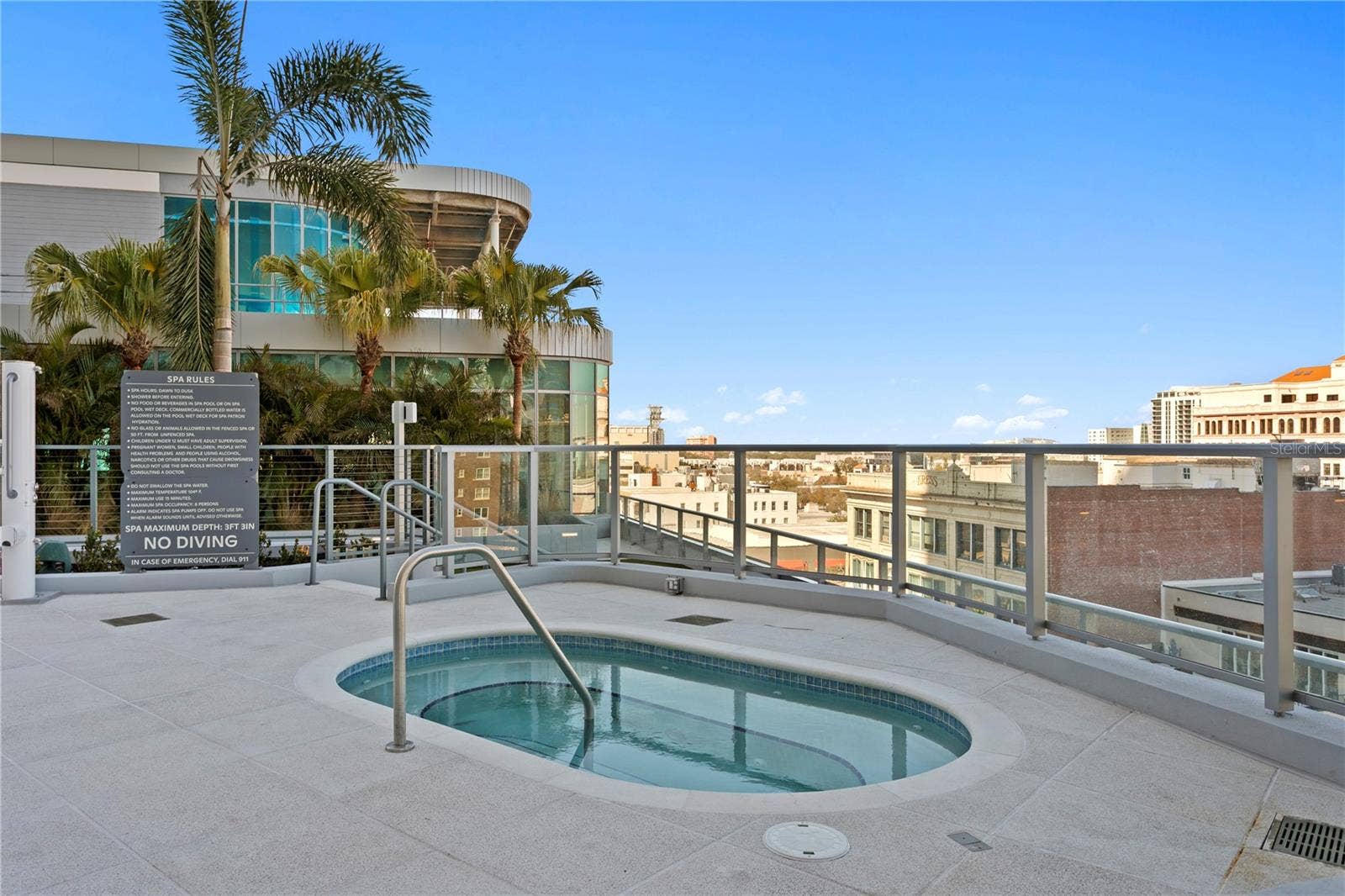 400 CENTRAL AVENUE, #2806, St Petersburg, FL 33701 400 CENTRAL AVENUE, #2806, St Petersburg, FL 33701