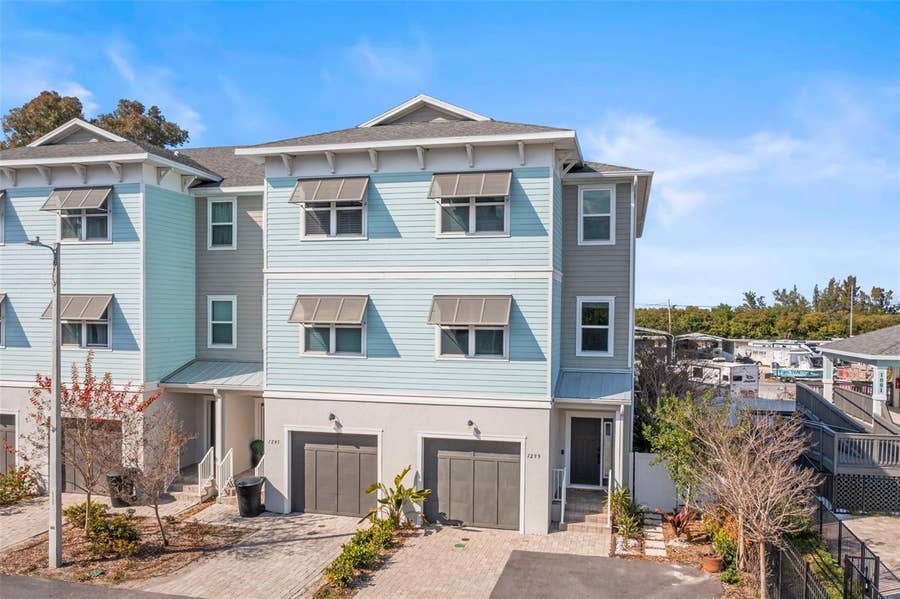 Property photo for 1299 SAVONA DRIVE NE, St Petersburg, FL