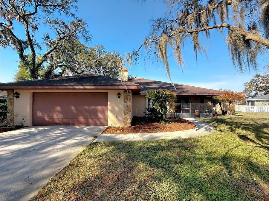 Property photo for 452 SUMMIT CHASE DRIVE, Valrico, FL