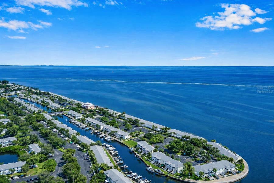 Property photo for 5245 COQUINA KEY DRIVE SE, #D, St Petersburg, FL