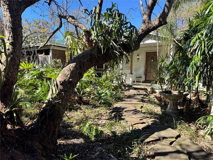 Property photo for 8716 N TEMPLE AVENUE, Tampa, FL