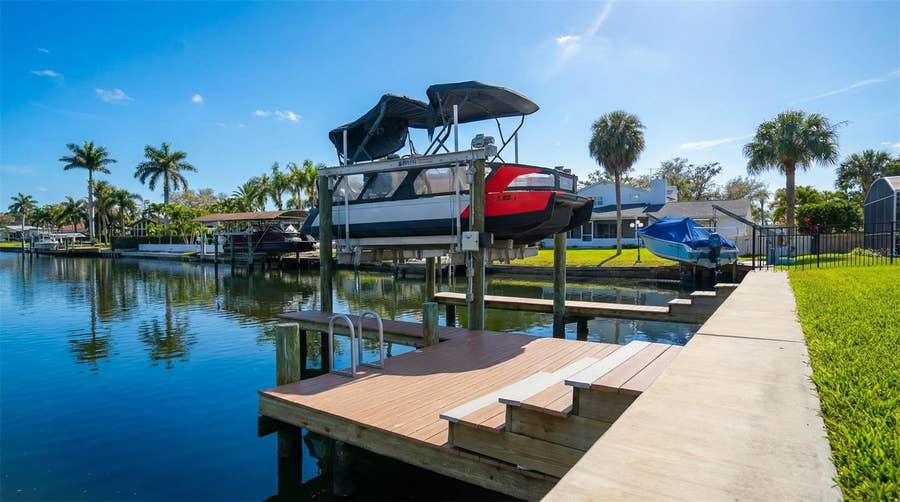 Property photo for 3904 DANA SHORES DRIVE, Tampa, FL