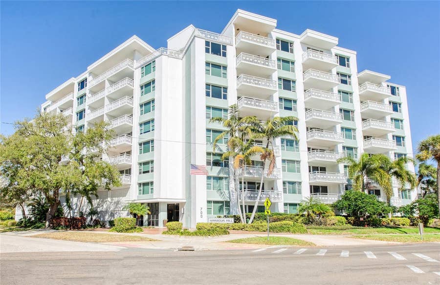Property photo for 700 BEACH DRIVE NE, #406, St Petersburg, FL