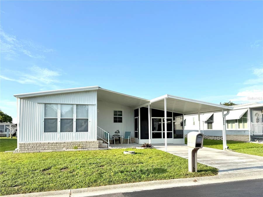Property photo for 225 N SAINT THOMAS CIRCLE, Apollo Beach, FL