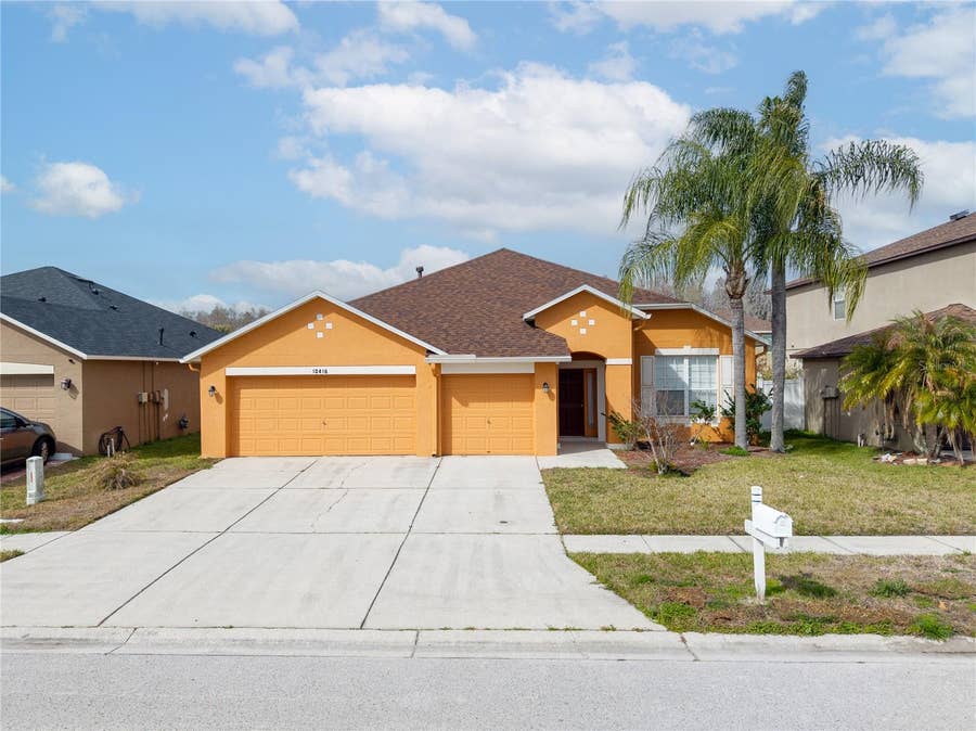 Property photo for 10416 MEADOW SPRING DRIVE, Tampa, FL