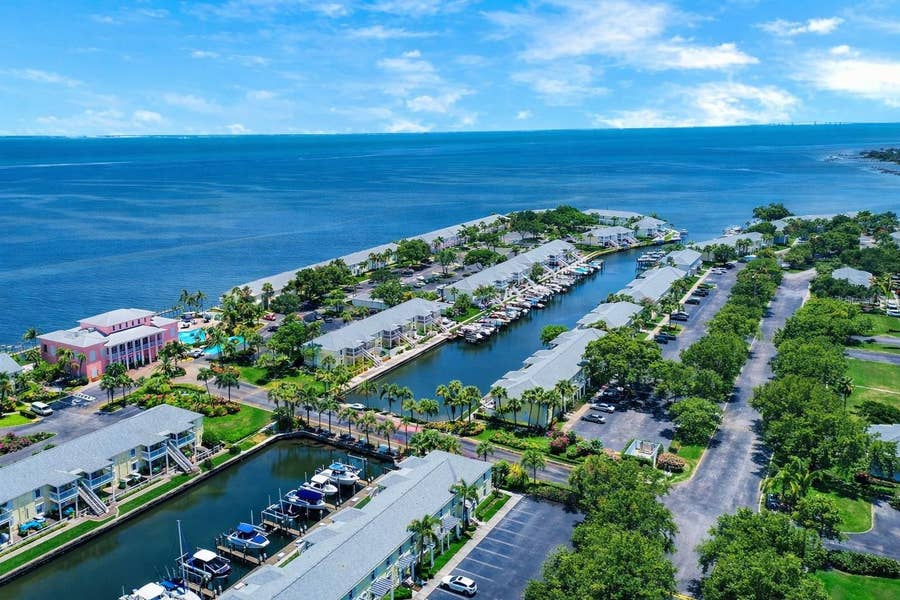 Property photo for 5048 BEACH DRIVE SE, #F, St Petersburg, FL
