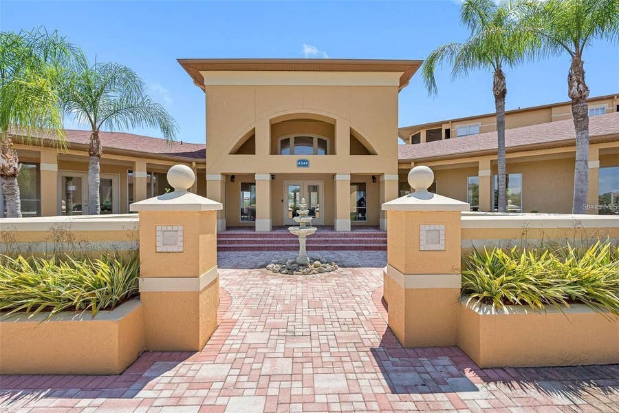 Property photo for 4304 BAYSIDE VILLAGE DRIVE, #103, Tampa, FL