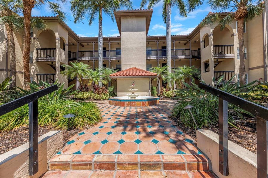 Property photo for 2400 FEATHER SOUND DRIVE, #924, Clearwater, FL