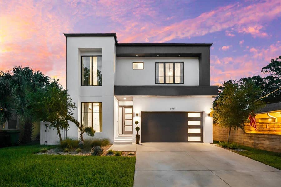Property photo for 2707 RIDGEWOOD AVENUE, Tampa, FL