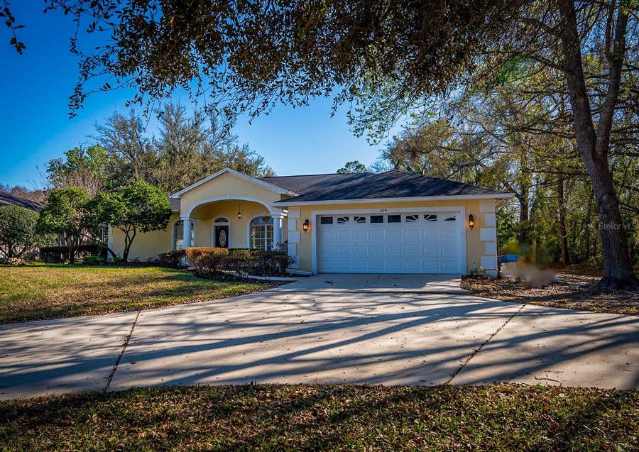 Property photo for 814 BRANTENBURG WAY, Lutz, FL