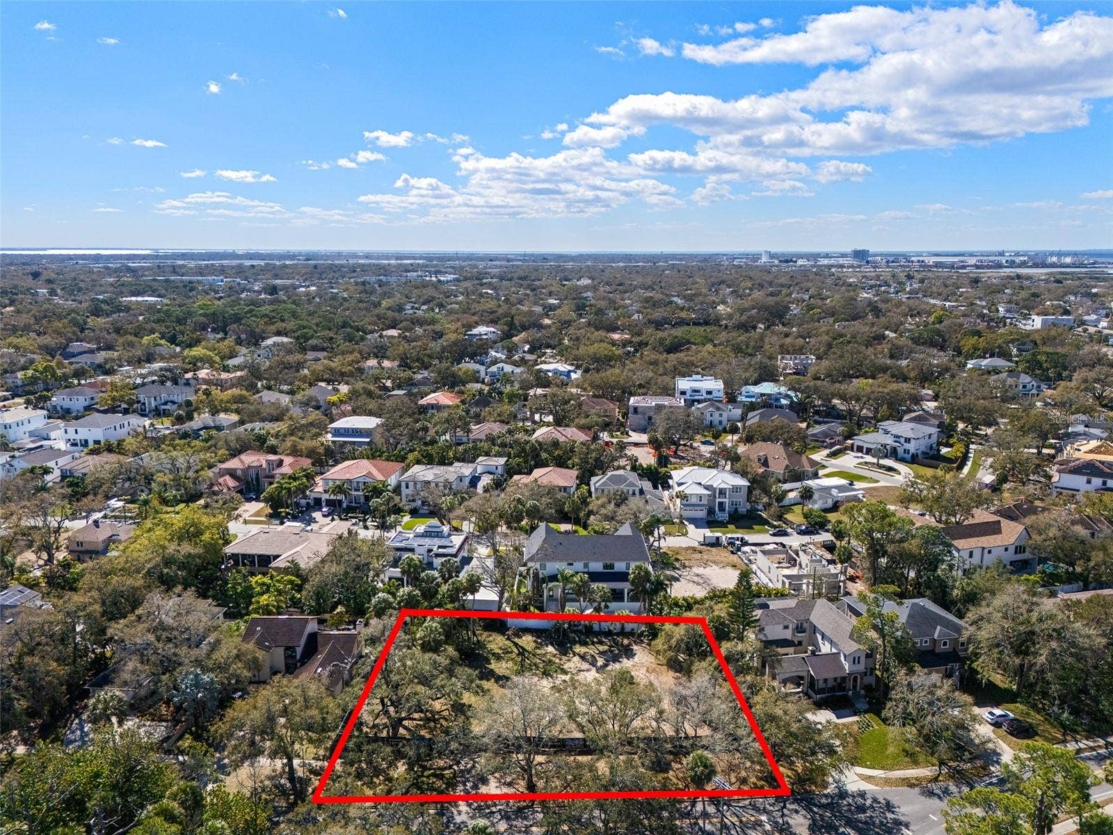 4628 W BAY TO BAY BOULEVARD, Tampa, FL 33629 4628 W BAY TO BAY BOULEVARD, Tampa, FL 33629