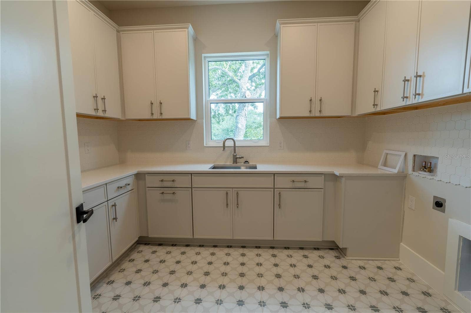4906 W ESTRELLA STREET, Tampa, FL 33629 4906 W ESTRELLA STREET, Tampa, FL 33629