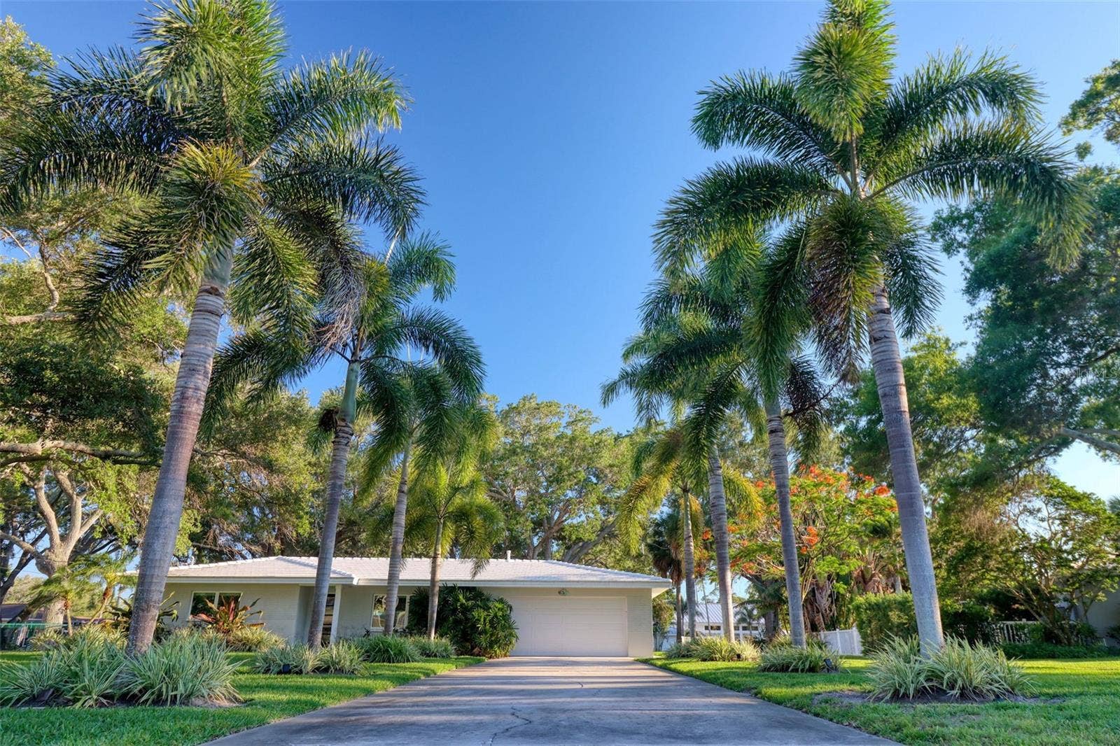 5 SHORE DRIVE, Dunedin, FL 34698 5 SHORE DRIVE, Dunedin, FL 34698