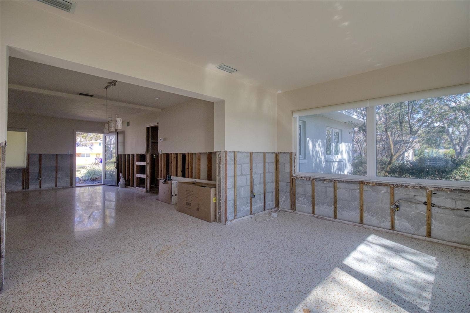5 SHORE DRIVE, Dunedin, FL 34698 5 SHORE DRIVE, Dunedin, FL 34698