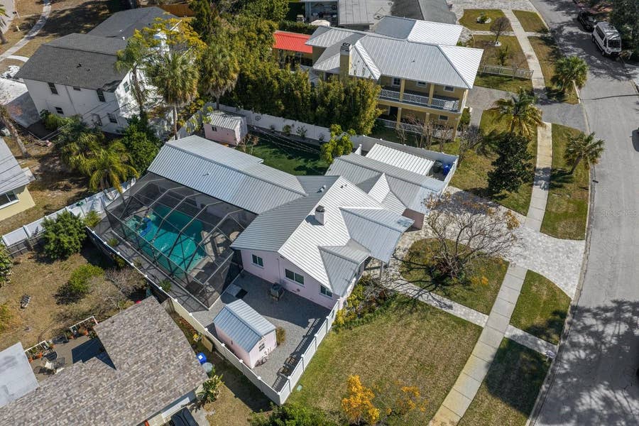 Property photo for 216 GROVE CIRCLE S, Dunedin, FL