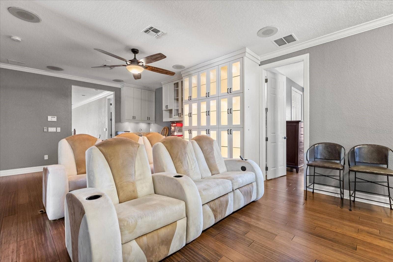2450 DAHLGREN WAY, Winter Garden, FL 34787 2450 DAHLGREN WAY, Winter Garden, FL 34787