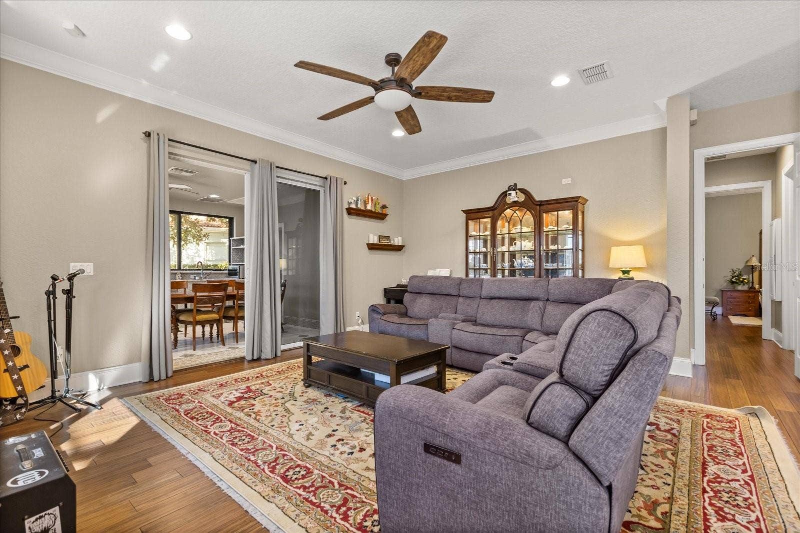 2450 DAHLGREN WAY, Winter Garden, FL 34787 2450 DAHLGREN WAY, Winter Garden, FL 34787