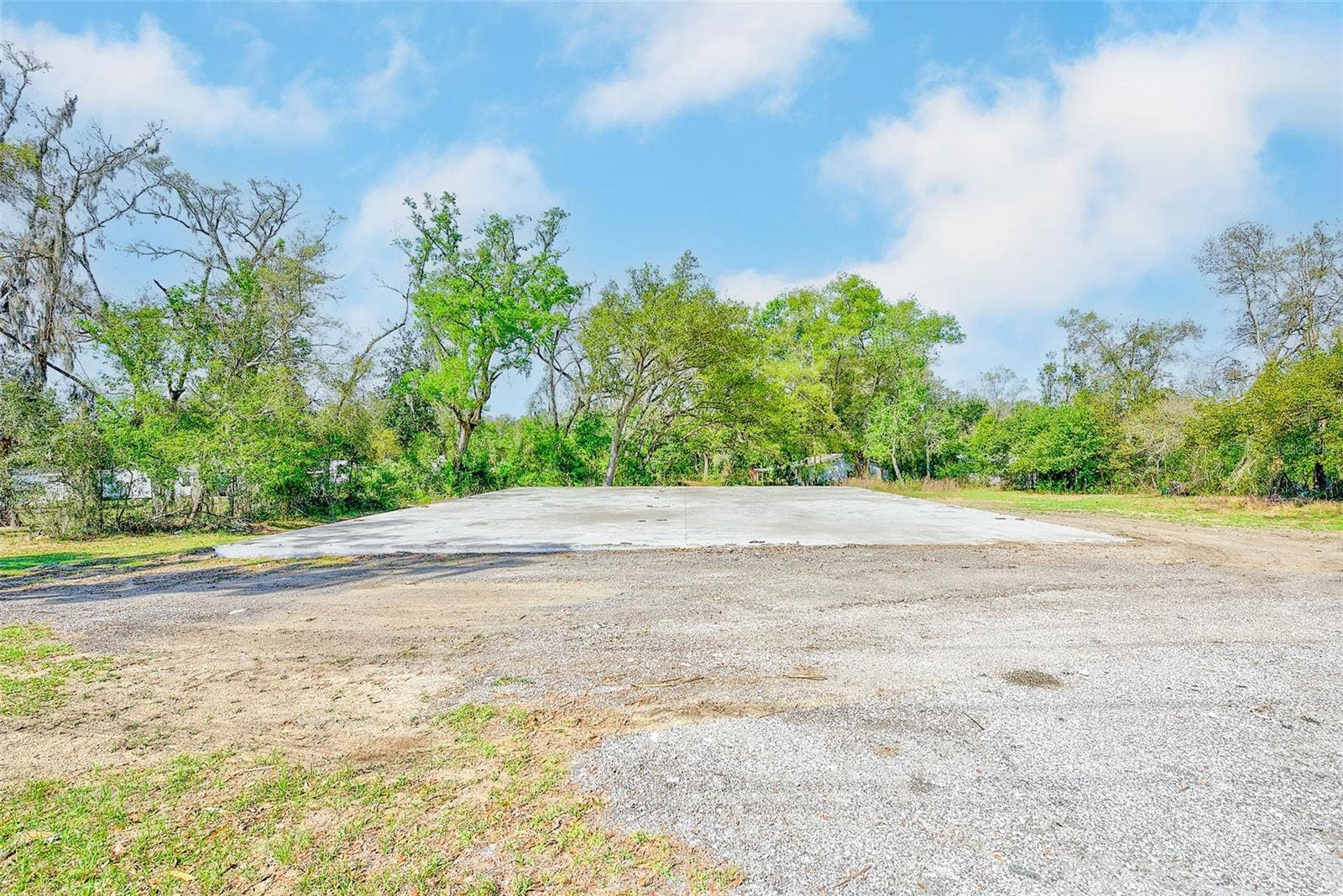 10351 US HIGHWAY 301, Dade City, FL 33525 10351 US HIGHWAY 301, Dade City, FL 33525