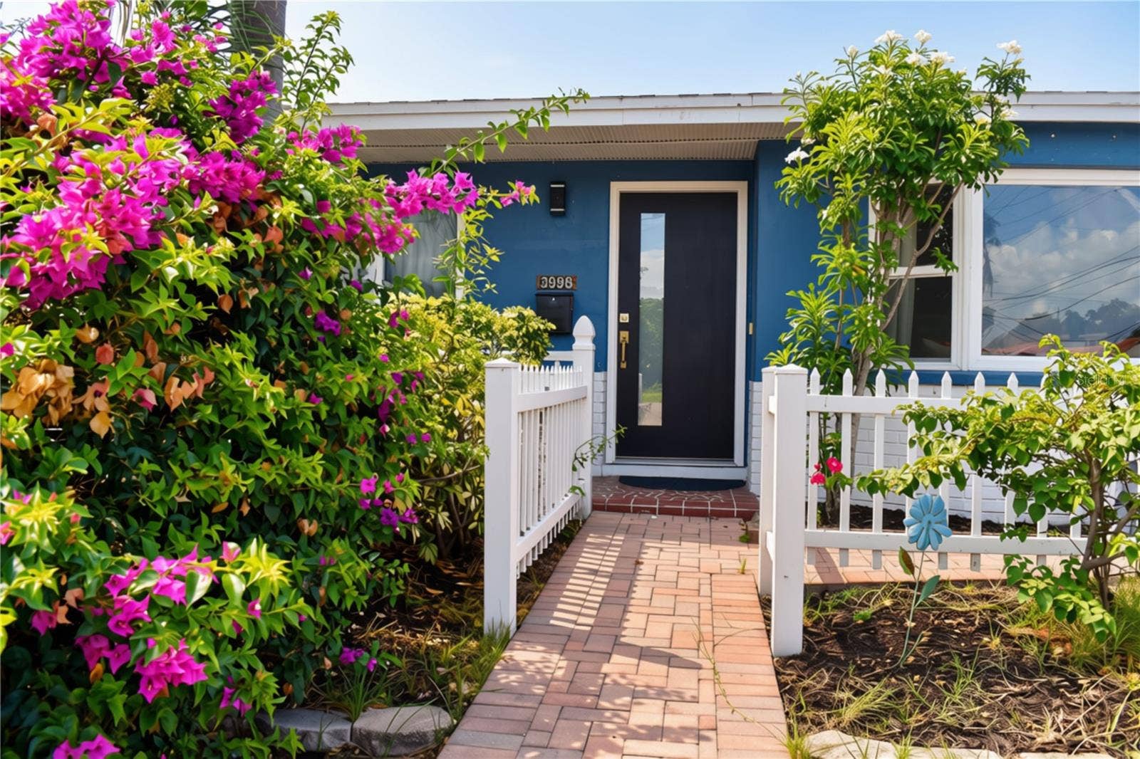 3998 22ND AVENUE N, St Petersburg, FL 33713 3998 22ND AVENUE N, St Petersburg, FL 33713