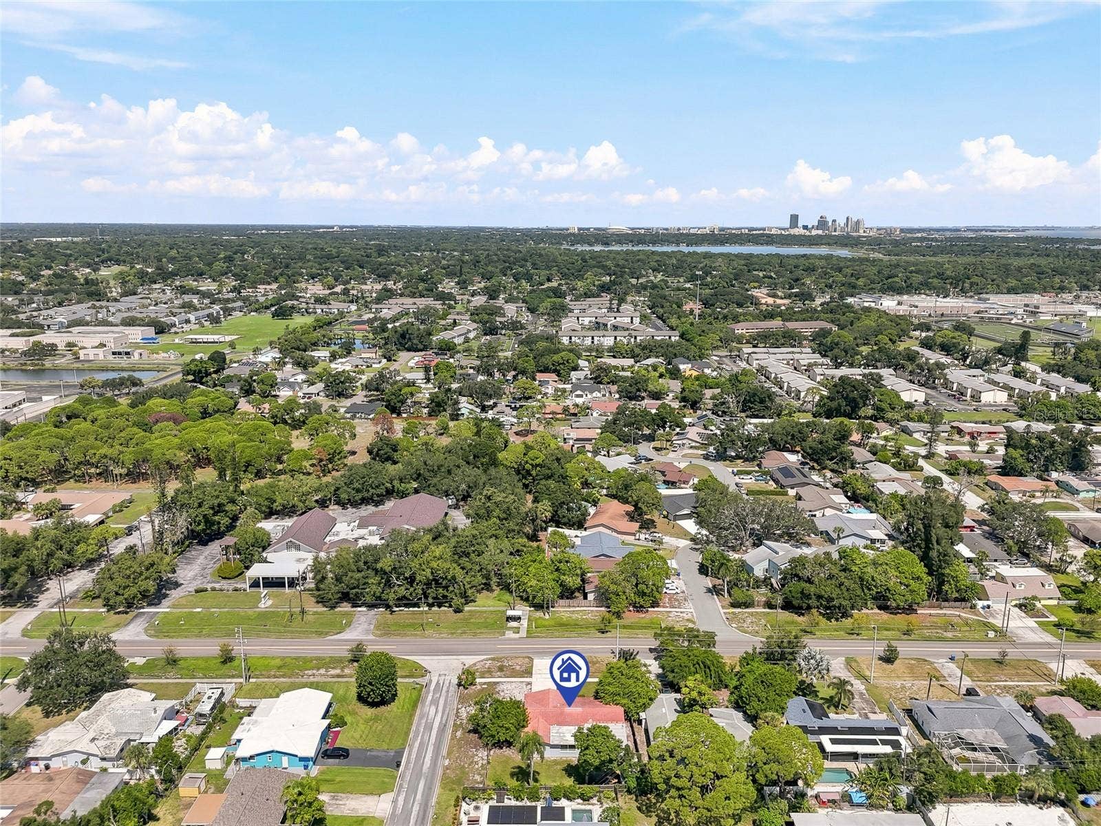1890 62ND AVENUE S, St Petersburg, FL 33712 Downtown St. Pete is just a short drive away, putting dining, shopping, arts, and waterfront attractions within easy reach.
