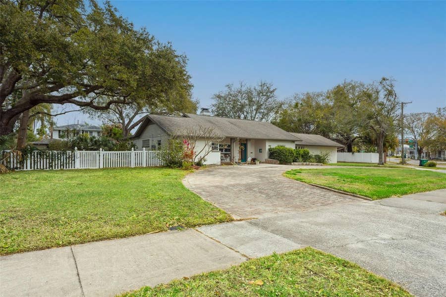 Property photo for 2603 N RIDGEWOOD AVENUE, Tampa, FL
