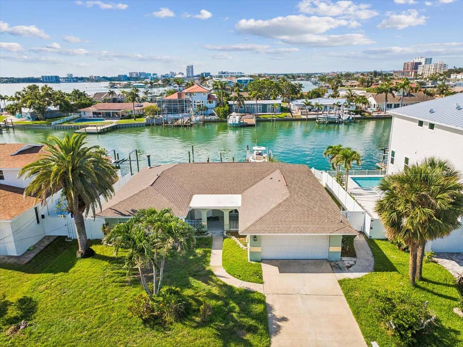 Property photo for 441 PALM ISLAND NE, Clearwater, FL