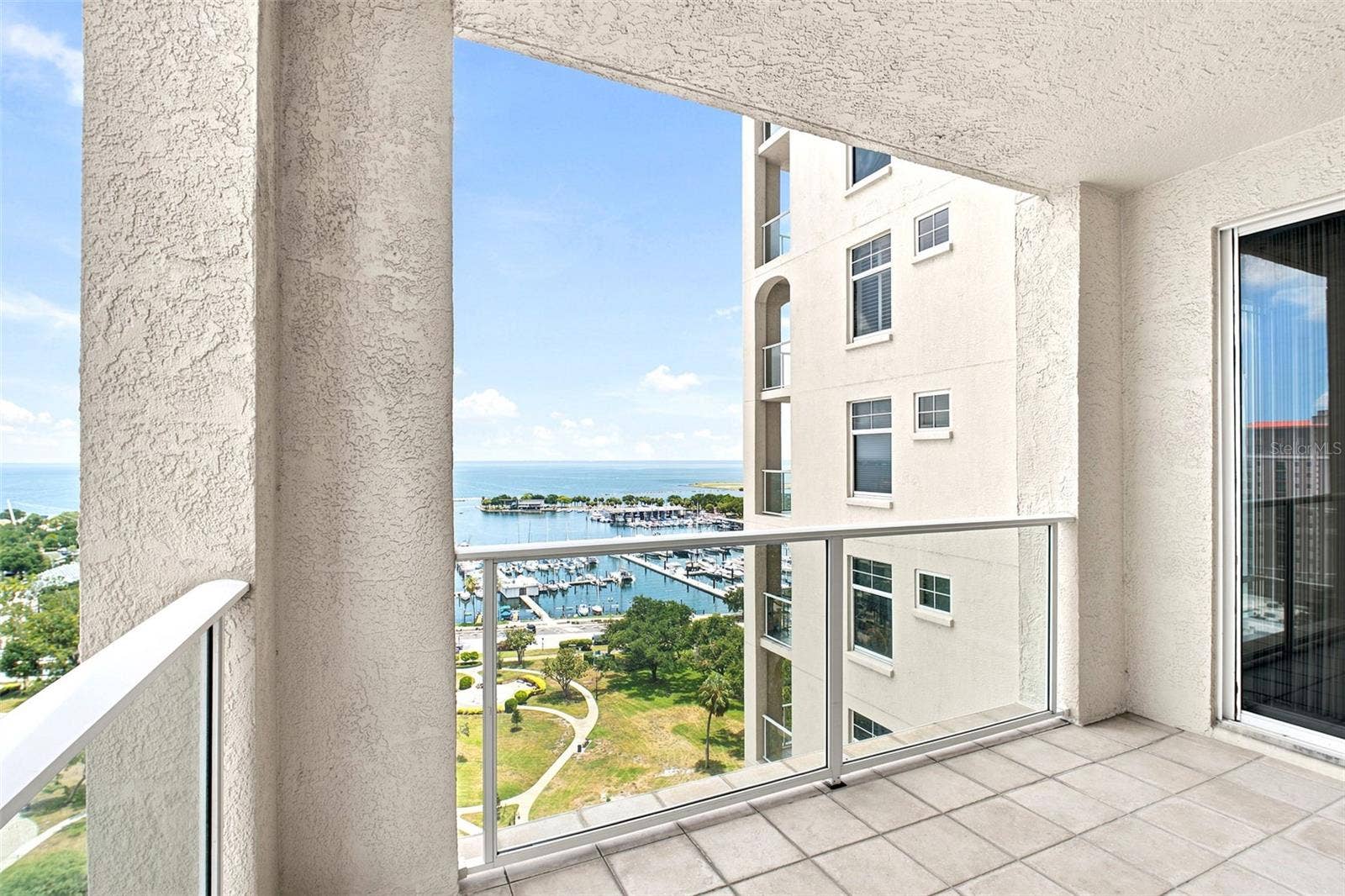 100 BEACH DRIVE NE, #1501, St Petersburg, FL 33701 100 BEACH DRIVE NE, #1501, St Petersburg, FL 33701