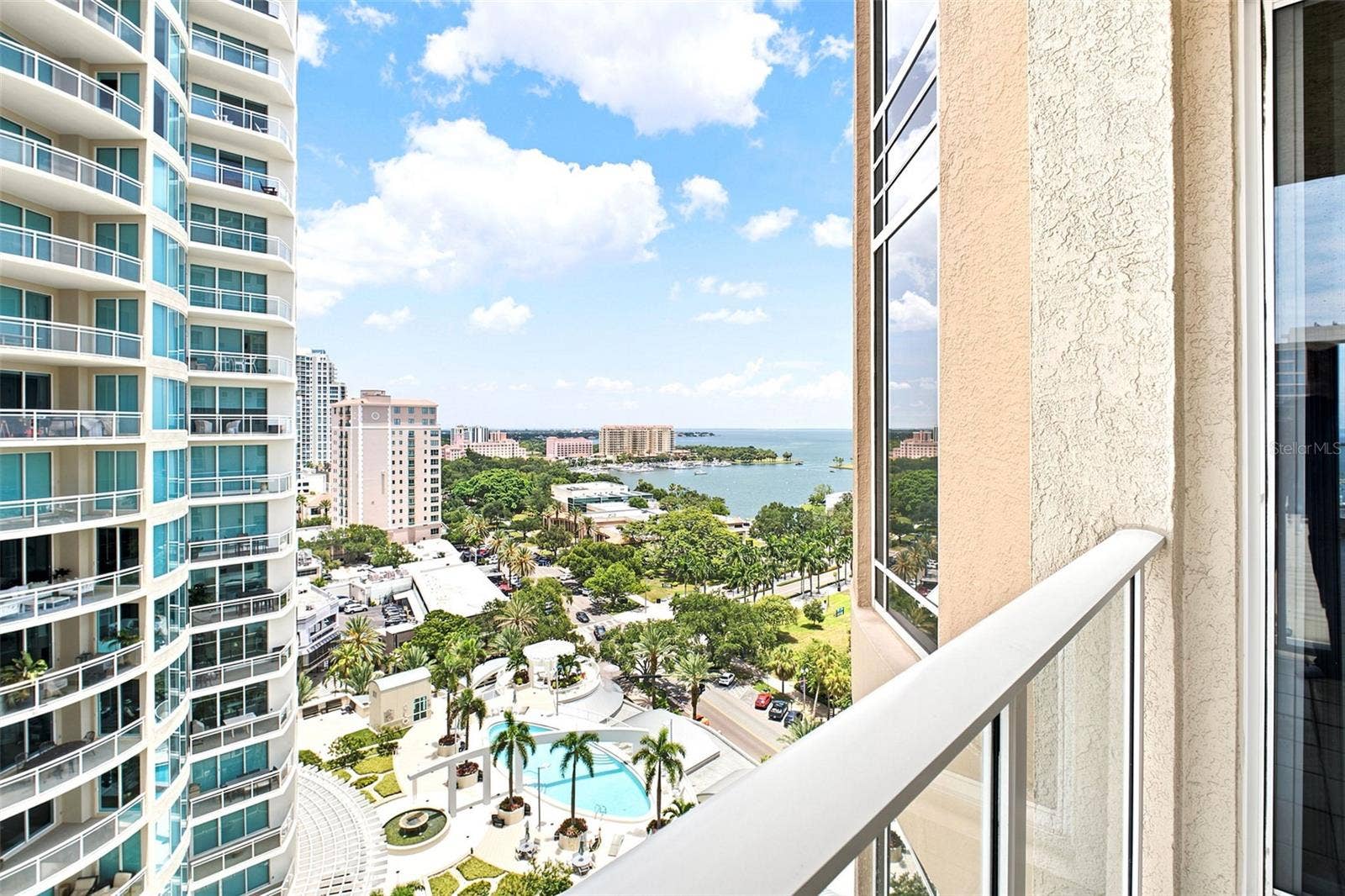 100 BEACH DRIVE NE, #1501, St Petersburg, FL 33701 100 BEACH DRIVE NE, #1501, St Petersburg, FL 33701