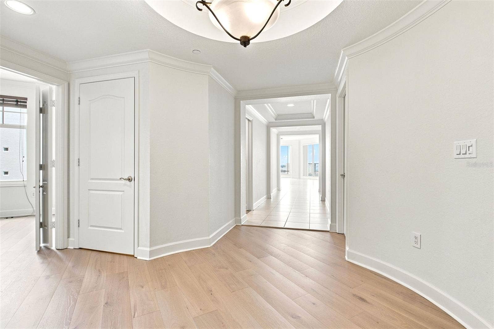 100 BEACH DRIVE NE, #1501, St Petersburg, FL 33701 100 BEACH DRIVE NE, #1501, St Petersburg, FL 33701