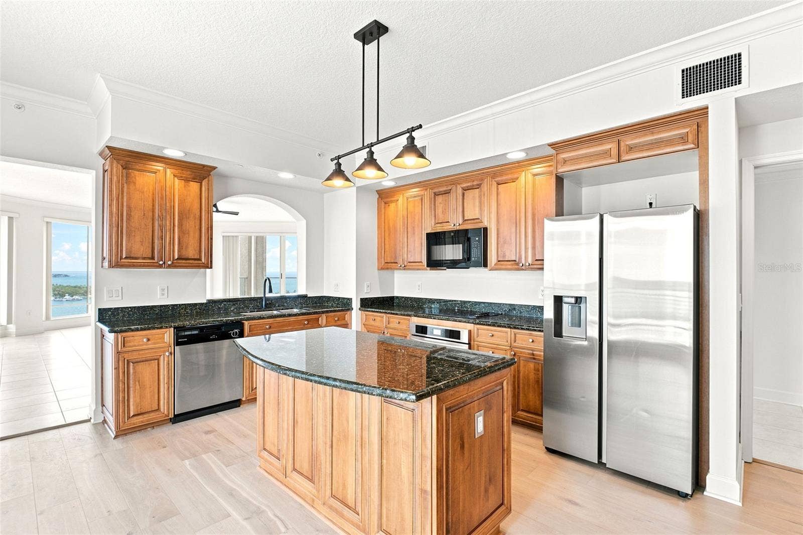 100 BEACH DRIVE NE, #1501, St Petersburg, FL 33701 100 BEACH DRIVE NE, #1501, St Petersburg, FL 33701