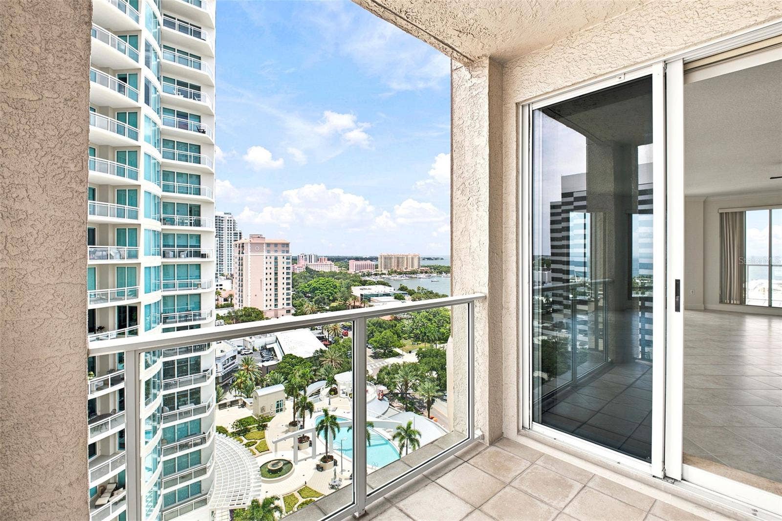 100 BEACH DRIVE NE, #1501, St Petersburg, FL 33701 100 BEACH DRIVE NE, #1501, St Petersburg, FL 33701