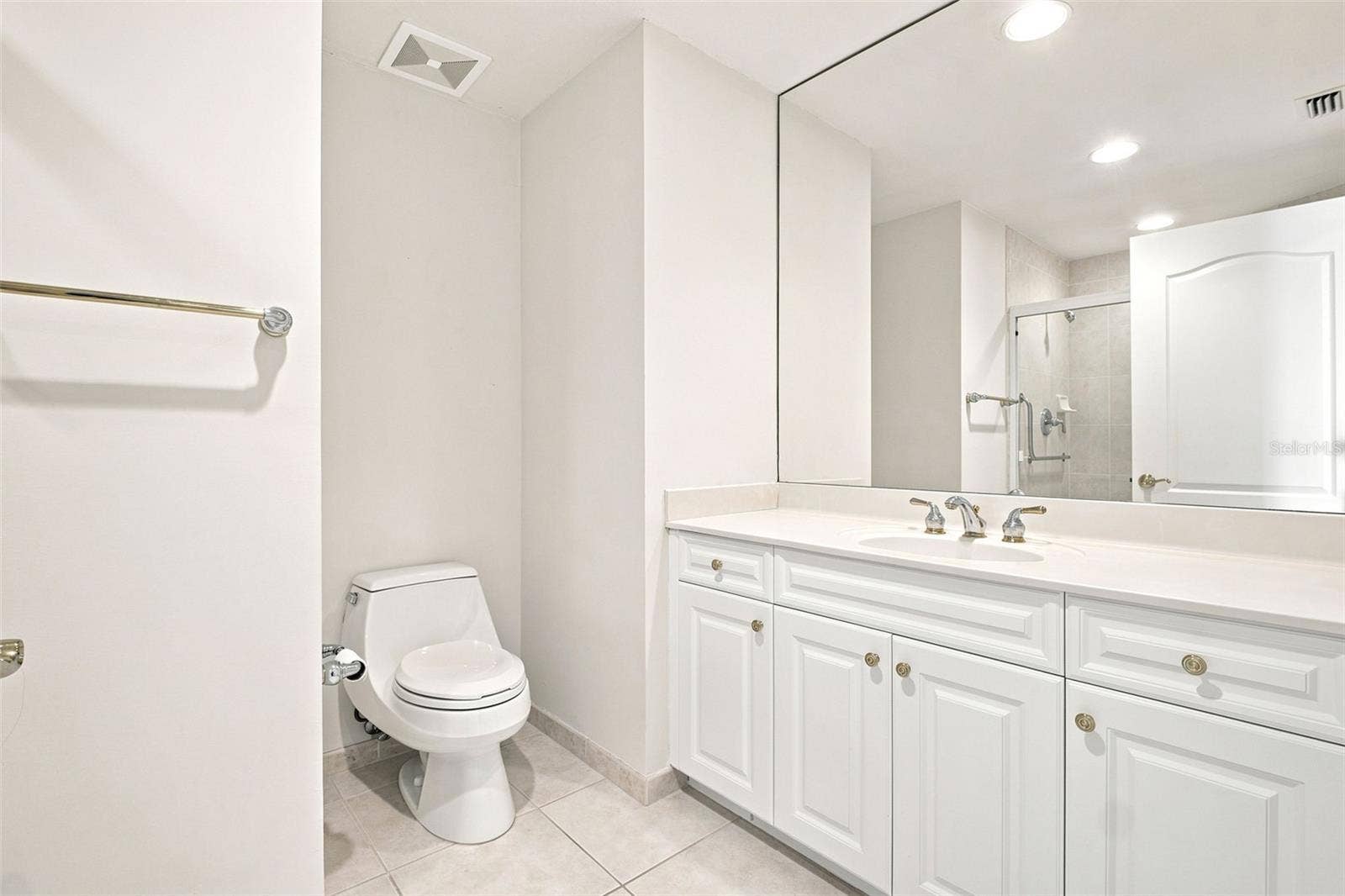100 BEACH DRIVE NE, #1501, St Petersburg, FL 33701 100 BEACH DRIVE NE, #1501, St Petersburg, FL 33701